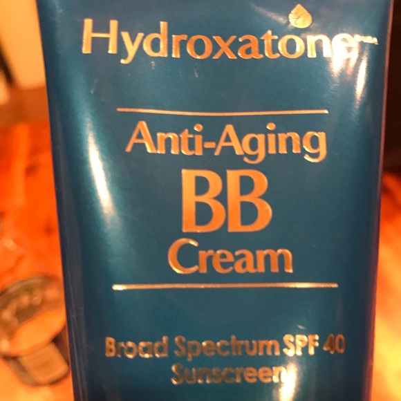 Hydroxatone Ant-Aging BB Cream-Two 1.5 oz Tubes - Picture 2 of 3